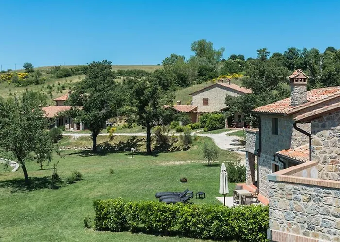 Mela A Poderone Nyaraló Roccalbegna